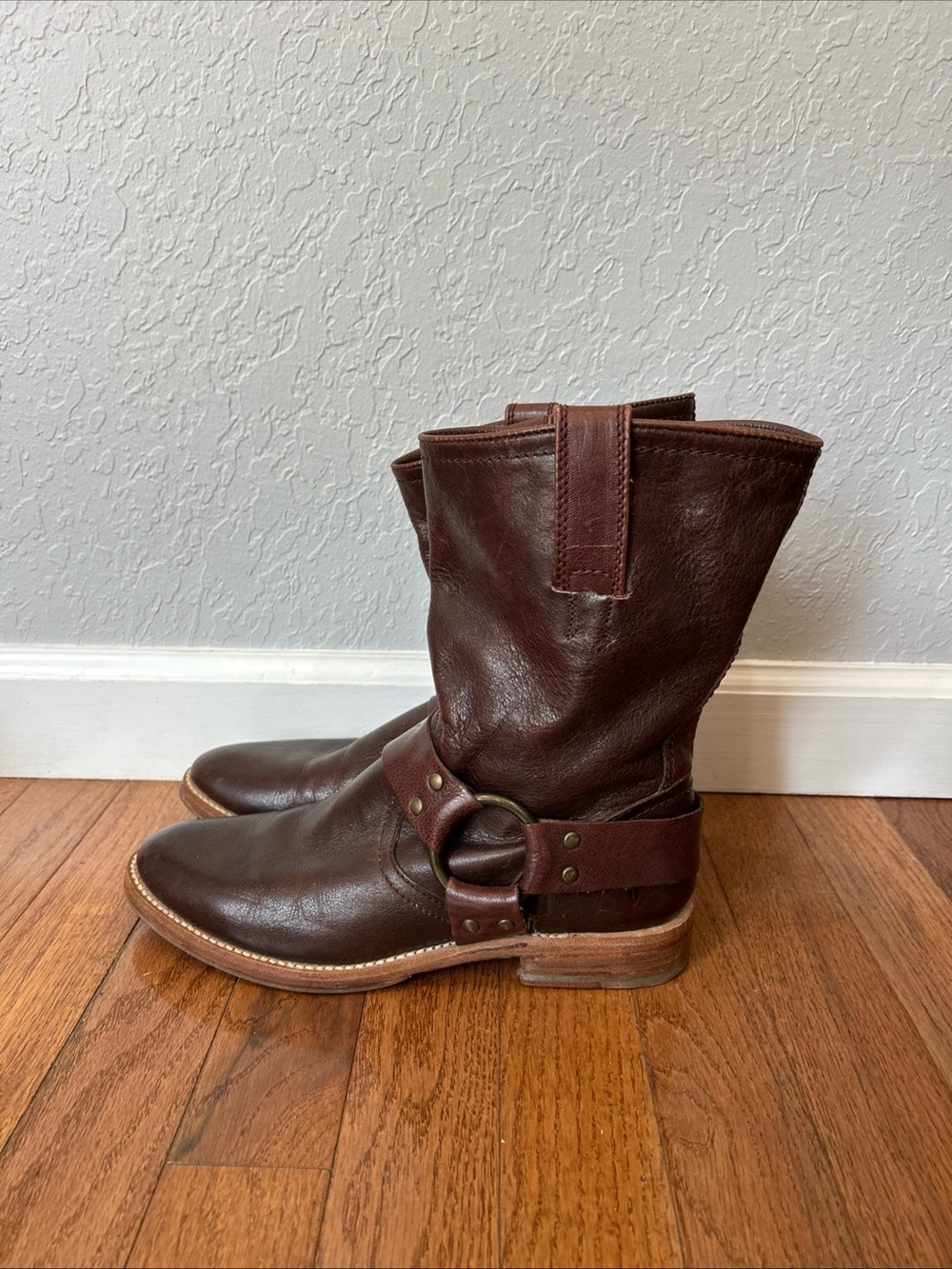 Frye Harness Boots Mid Calf Women’s Size 7 Brown Leather